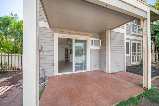 Listing Image for 140 Uwapo Rd 48-102 35 of 50