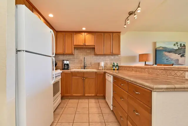 Listing Image for 3543 Lower Honoapiilani Rd H205 9 of 31