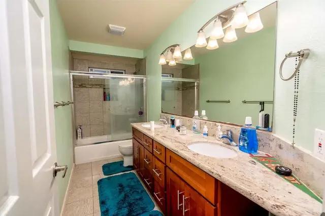 Listing Image for 1142 Hoalu Pl 6 of 24