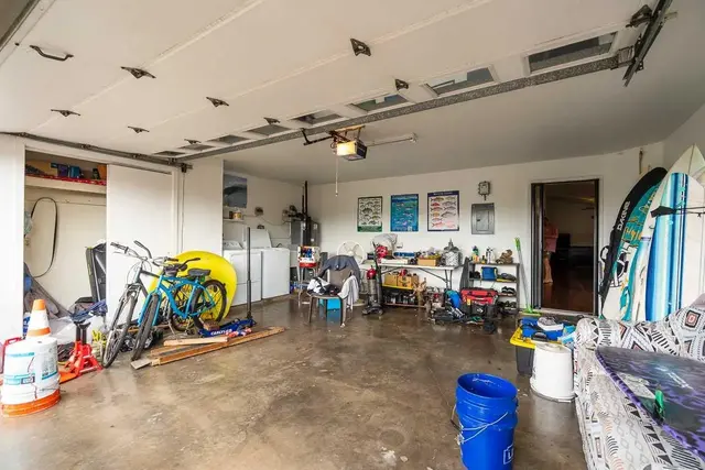Listing Image for 1142 Hoalu Pl 8 of 24
