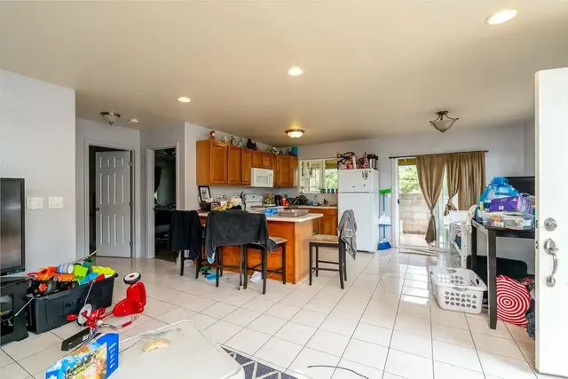 Listing Image for 1142 Hoalu Pl 9 of 24