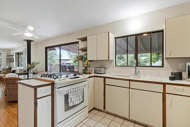 Listing Image for 621 Loulu Way 16 of 50