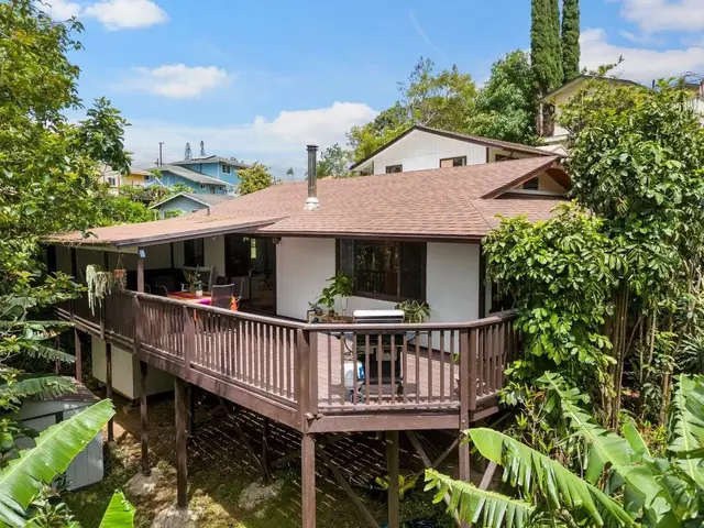 Listing Image for 621 Loulu Way 3 of 50