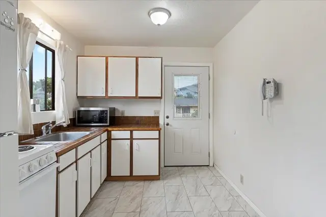 Listing Image for 621 Loulu Way 35 of 50