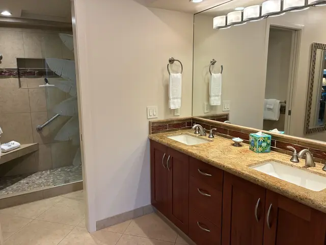 Listing Image for 2481 Kaanapali Pkwy 620f 23 of 44