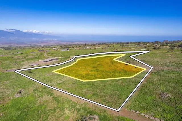 Listing Image for 151 Kula Io Rd 18 of 30