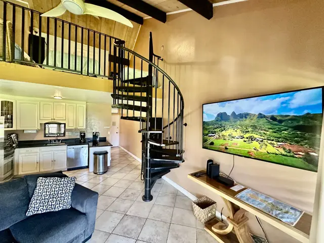 Listing Image for 1000 Kamehameha V Hwy 317b 11 of 36