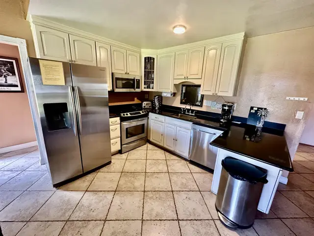 Listing Image for 1000 Kamehameha V Hwy 317b 12 of 36