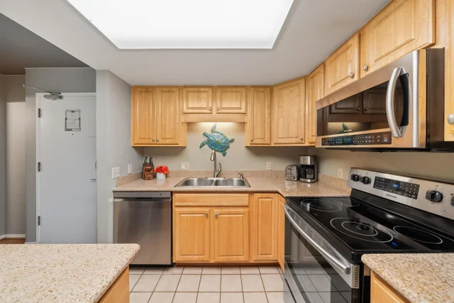 Listing Image for 2575 S Kihei Rd H-207 13 of 31