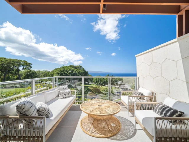 Listing Image for 244 Holomoana Way 17b 10 of 48