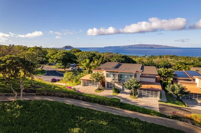 Listing Image for 244 Holomoana Way 17b 4 of 48