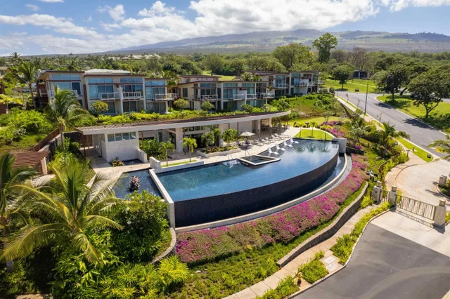 Listing Image for 244 Holomoana Way 17b 42 of 48