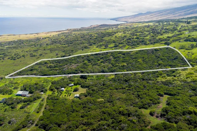 Listing Image for 0 Kaupo Gap Rd 3 of 9