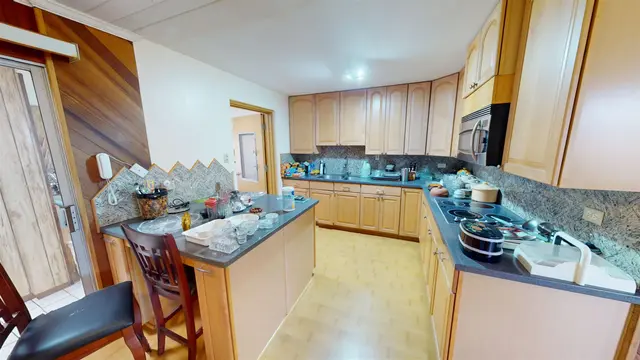 Listing Image for 802 Polu Pl 6 of 50
