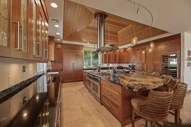 Listing Image for 160 Heleuma Pl 11 of 50