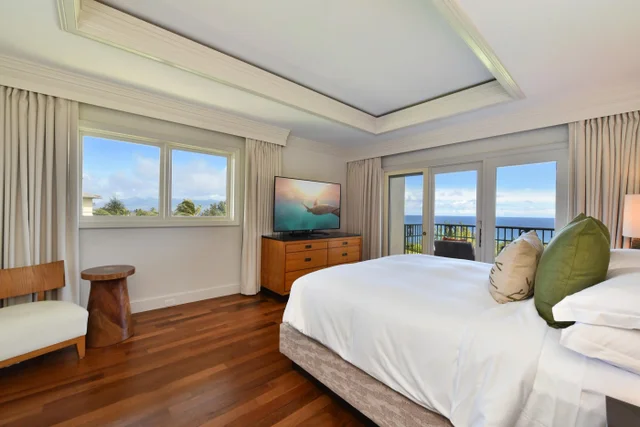 Listing Image for 1 Ritz Carlton Dr 1626 38 of 44