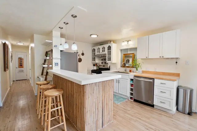 Listing Image for 3650 Piikea Pl 10 of 48