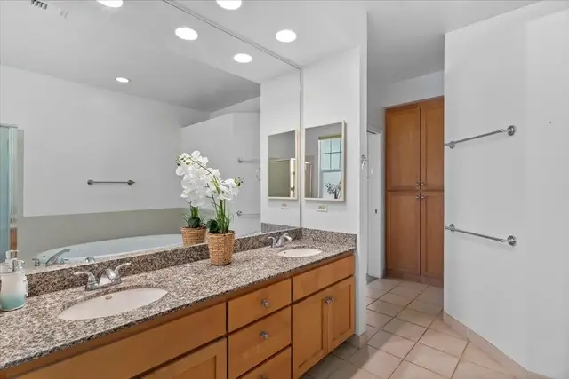 Listing Image for 237 Kuli Puu St 24 of 44