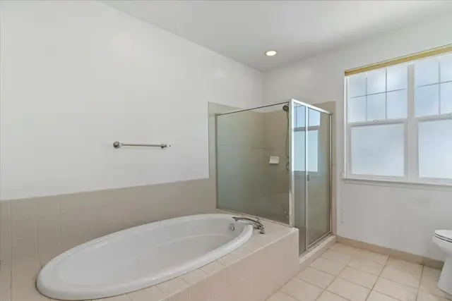 Listing Image for 237 Kuli Puu St 33 of 44