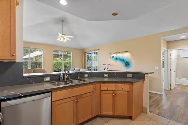 Listing Image for 237 Kuli Puu St 4 of 44