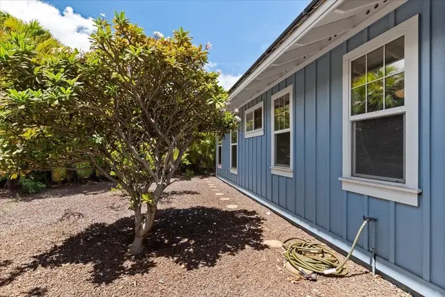 Listing Image for 237 Kuli Puu St 44 of 44