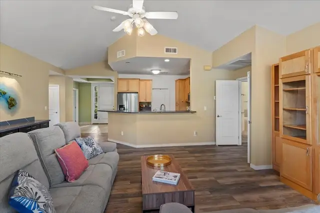 Listing Image for 237 Kuli Puu St 7 of 44