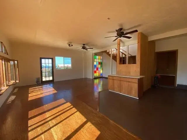 Listing Image for 42 Kamiloloa Pl 8 of 27