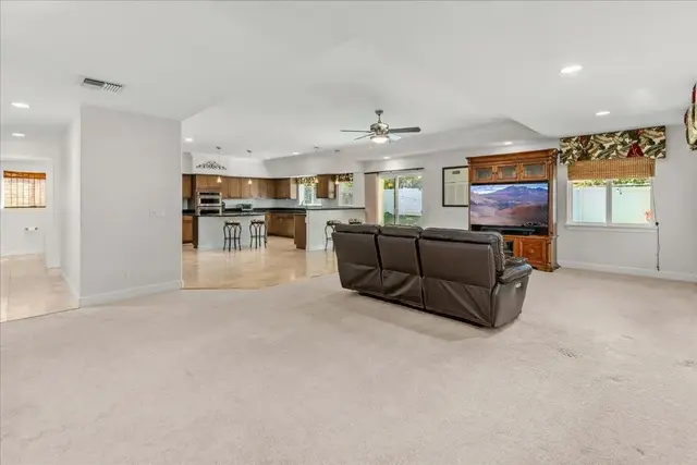 Listing Image for 64 Honuea Pl 8 of 23