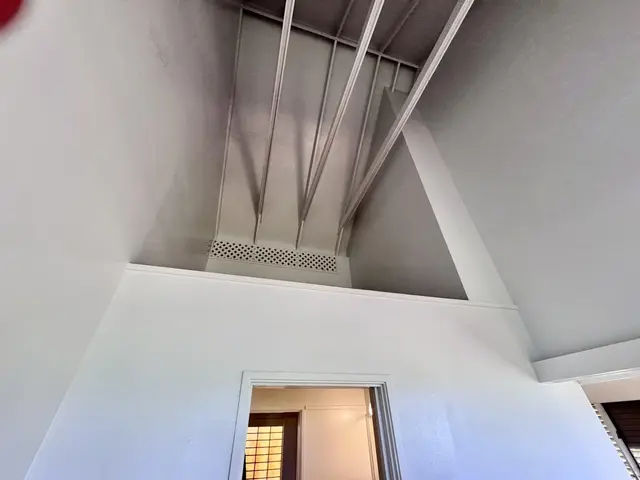 Listing Image for 255 Kepuhi Pl 9c02-7b 20 of 37