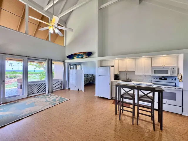 Listing Image for 255 Kepuhi Pl 9c02-7b 9 of 37