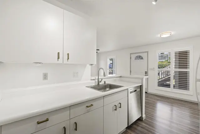 Listing Image for 25 Waipaa Ln 44-101 12 of 27