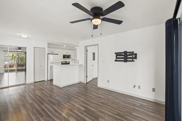 Listing Image for 25 Waipaa Ln 44-101 6 of 27