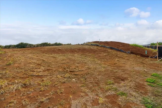 Listing Image for 265 Uki Uki Loop 21 of 31