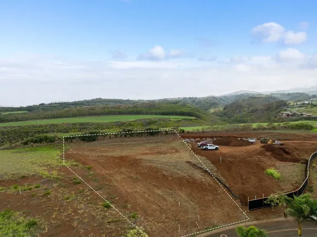 Listing Image for 265 Uki Uki Loop 6 of 31