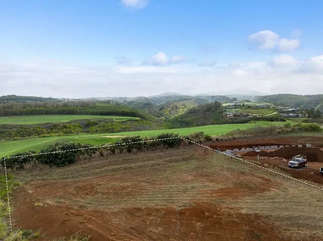 Listing Image for 265 Uki Uki Loop 7 of 31