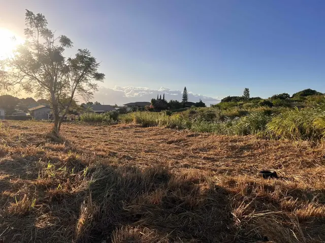 Listing Image for 850 Makani Rd 3 of 12