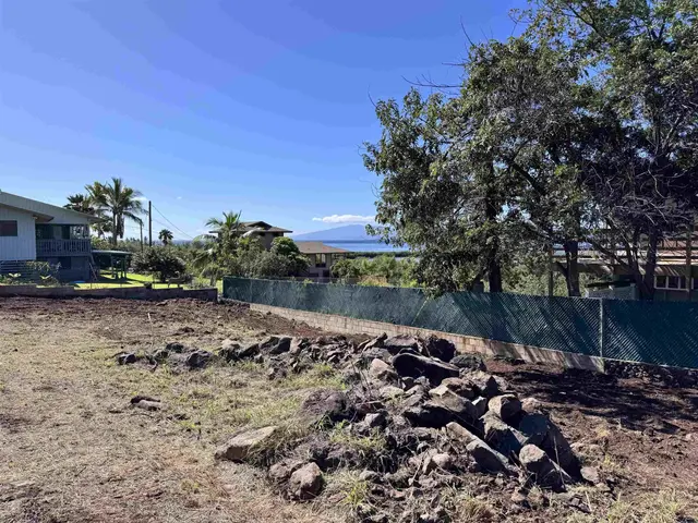 Listing Image for 50 Kamiloloa Pl 4 of 9
