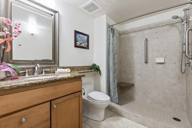 Listing Image for 18 Upena Ln E104 26 of 43