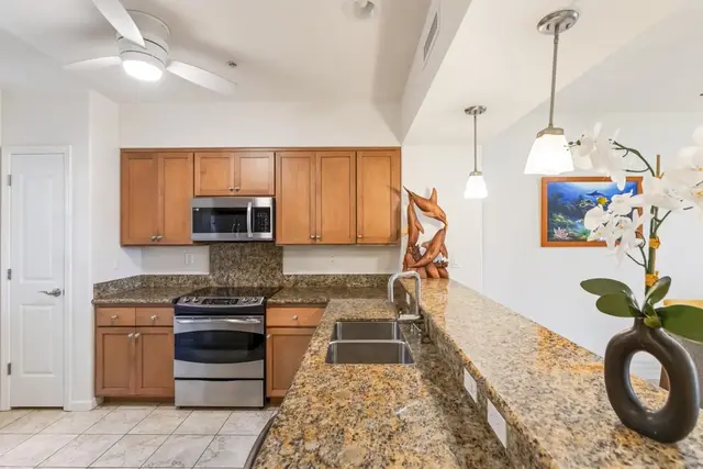 Listing Image for 18 Upena Ln E104 9 of 43