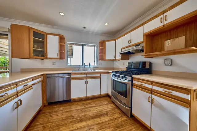 Listing Image for 45 Kalihi Pl 4 of 29