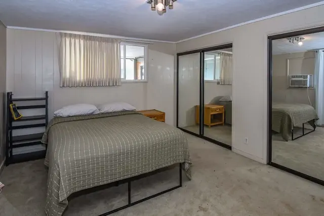 Listing Image for 340 Molokai Hema St 23 of 50
