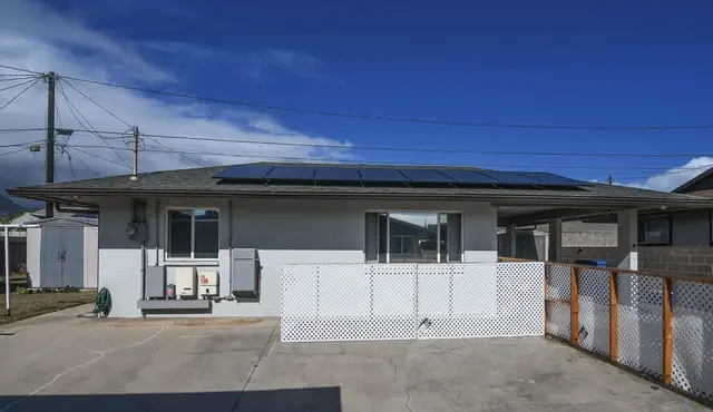 Listing Image for 340 Molokai Hema St 5 of 50