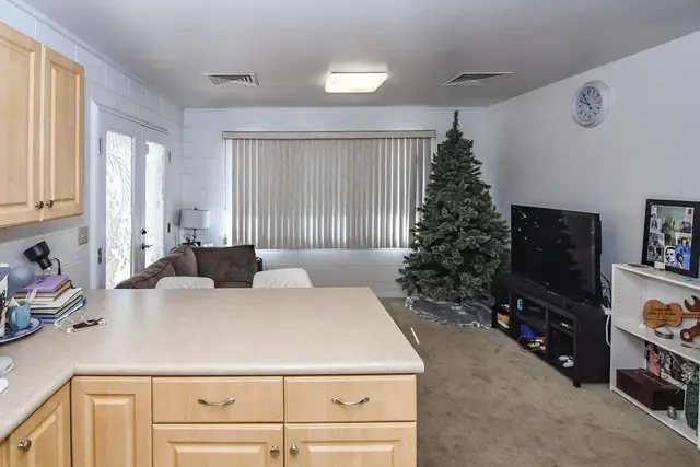 Listing Image for 340 Molokai Hema St 8 of 50