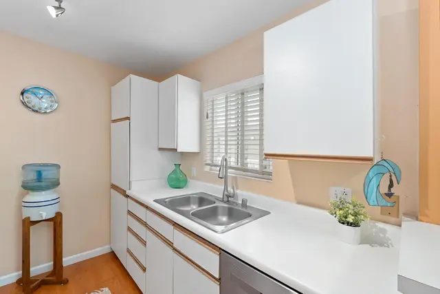 Listing Image for 7 Koiula Ln 126 14 of 43