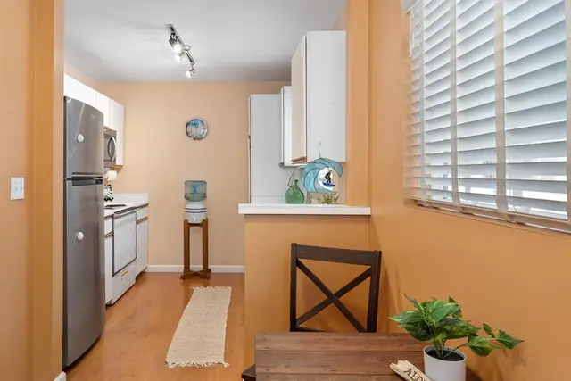 Listing Image for 7 Koiula Ln 126 15 of 43