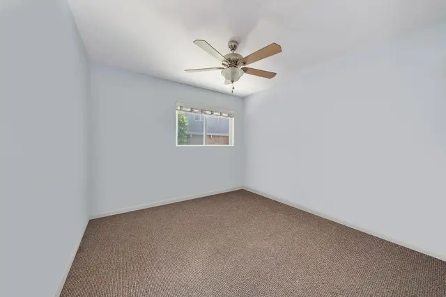Listing Image for 7 Koiula Ln 126 28 of 43