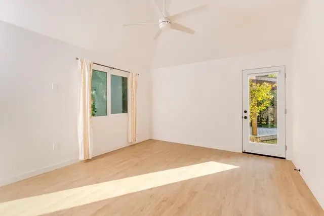 Listing Image for 60 Koolau Rd 44 of 47