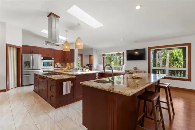 Listing Image for 60 Koolau Rd 7 of 47