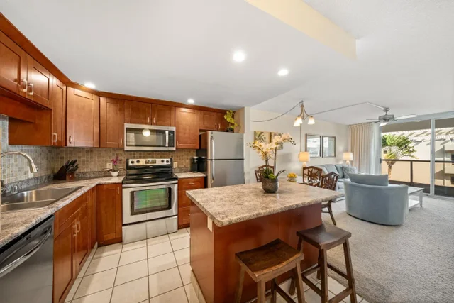 Listing Image for 2575 S Kihei Rd H-210 8 of 30