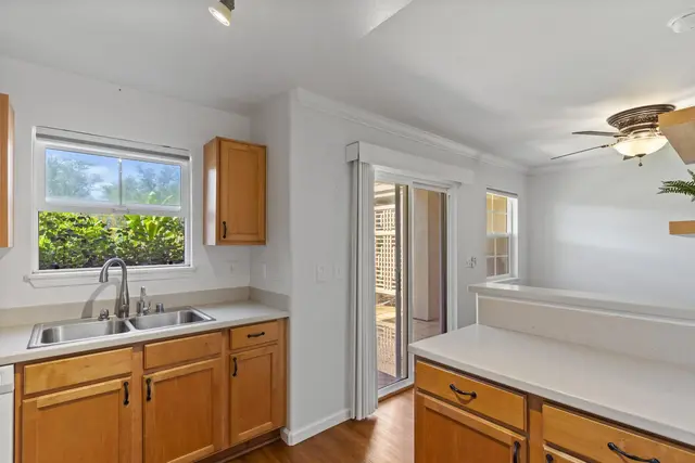 Listing Image for 40 Halili Ln 4m 12 of 43